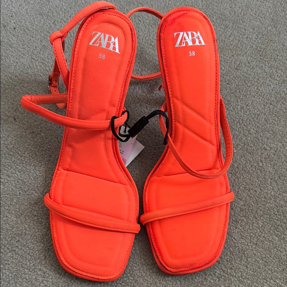 Zara Women's Orange Sandals
